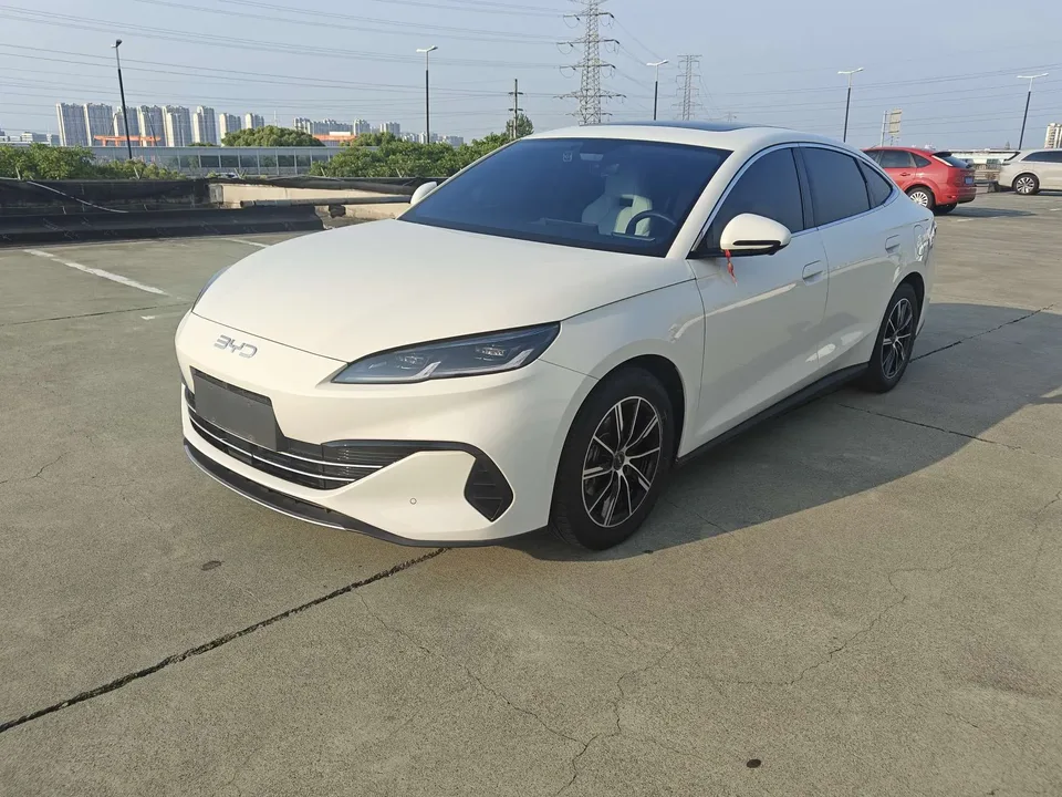 BYD Seal 06DM 2024