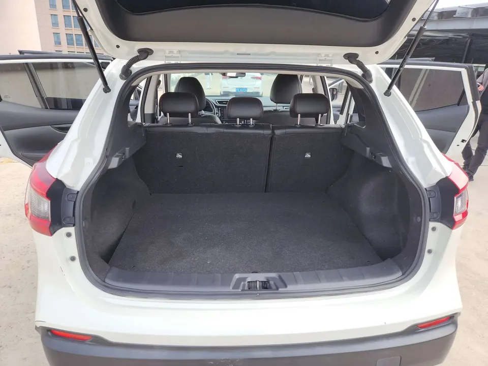 Nissan Qashqai Qashqai 2022 2.0L XV Smart Edition 2022 — миниатюра 4