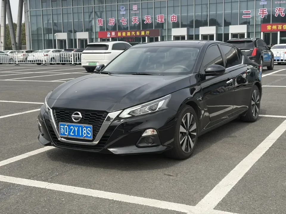 Nissan Altima 2.0L XE Pure Edition 2023 — фото 1, купить с доставкой в Москву