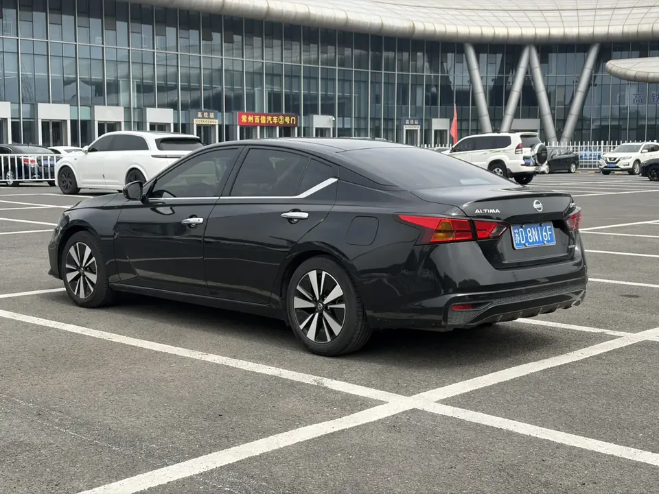 Nissan Altima Sound of nature 2022 2.0L XE Pure Edition 2023 — thumbnail 4