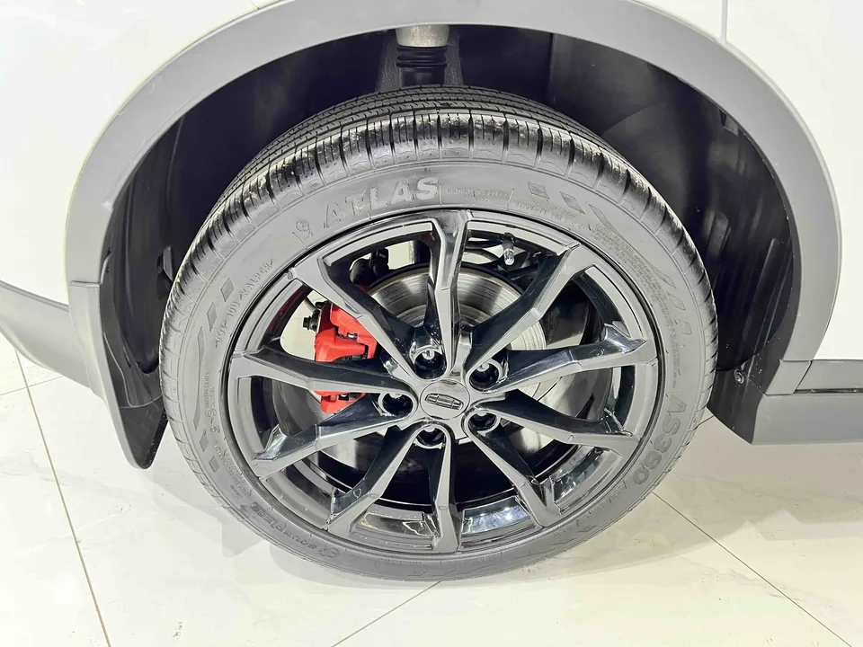 Geely Emgrand S Emgrand S 2021 1.4T CVT flagship model 2022 — thumbnail 3