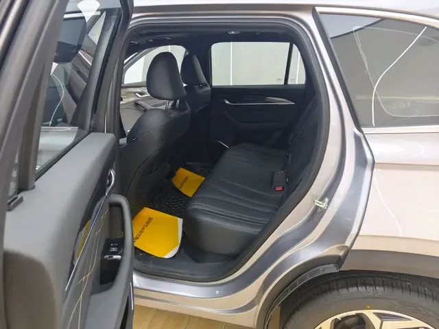 Geely Monjaro Xingyue L 2024 2.0TD DCT EVO 2WD Changfeng Edition 2024 — thumbnail 5
