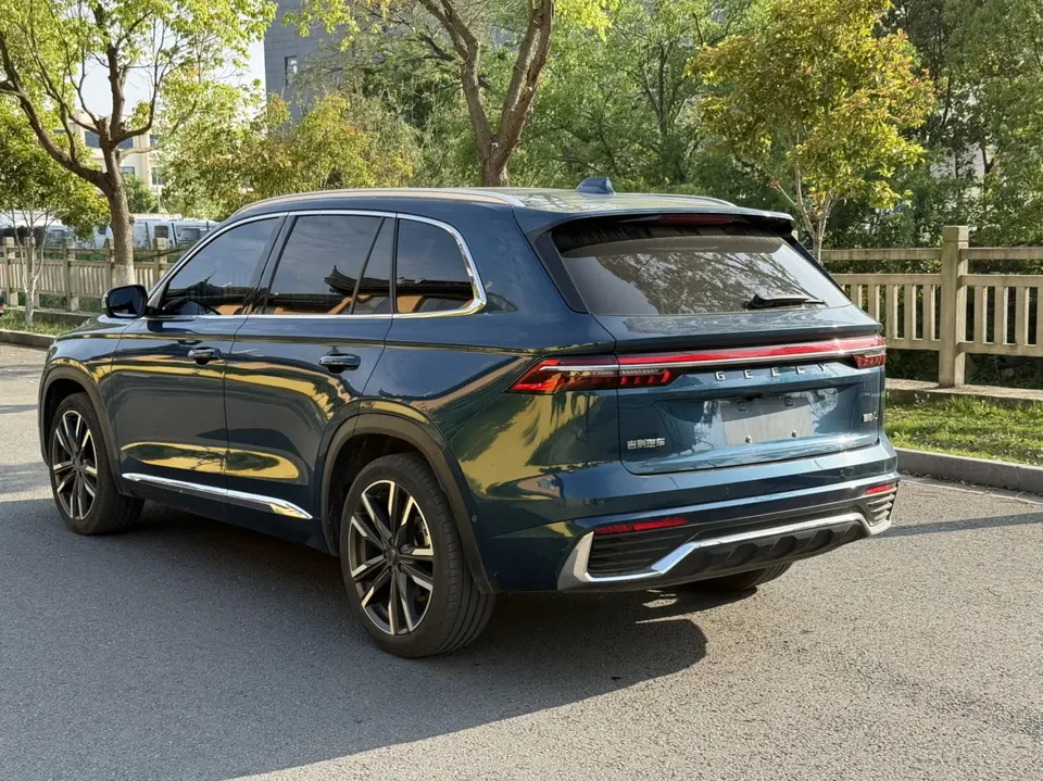 Geely Monjaro 2.0TD DCT EVO 2WD Premium Edition 2022 — миниатюра 4