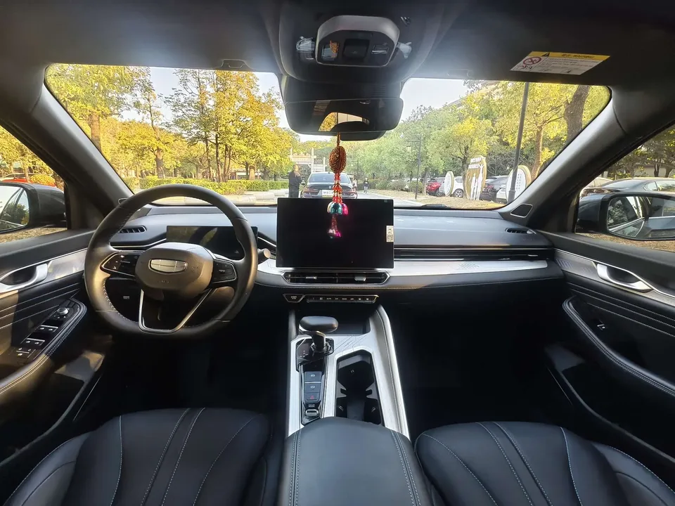 Geely Preface Xing Rui 2025 1.5T Dongfangyao Kunlun Edition 2025 — thumbnail 4