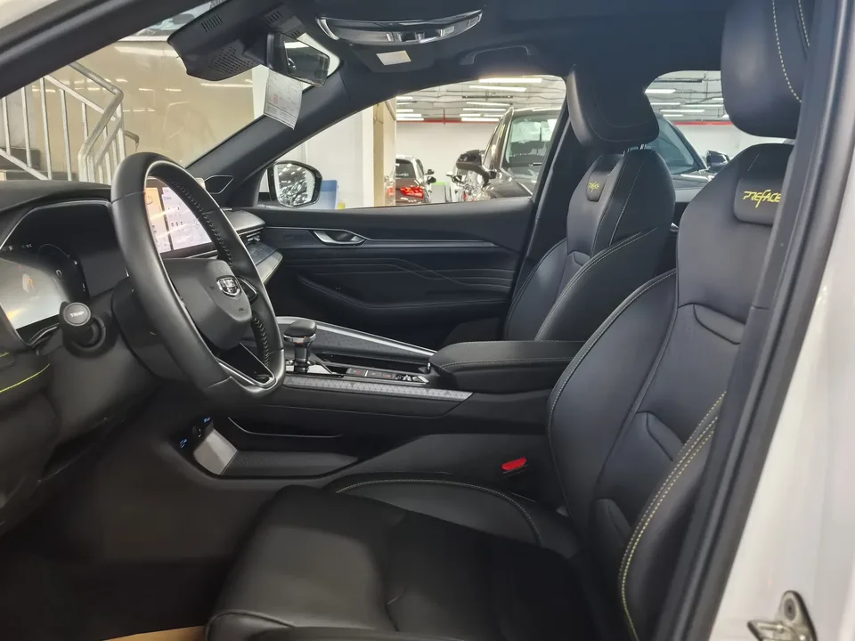 Geely Xing Rui 1.5T Fuyao Edition 2022 — миниатюра 4