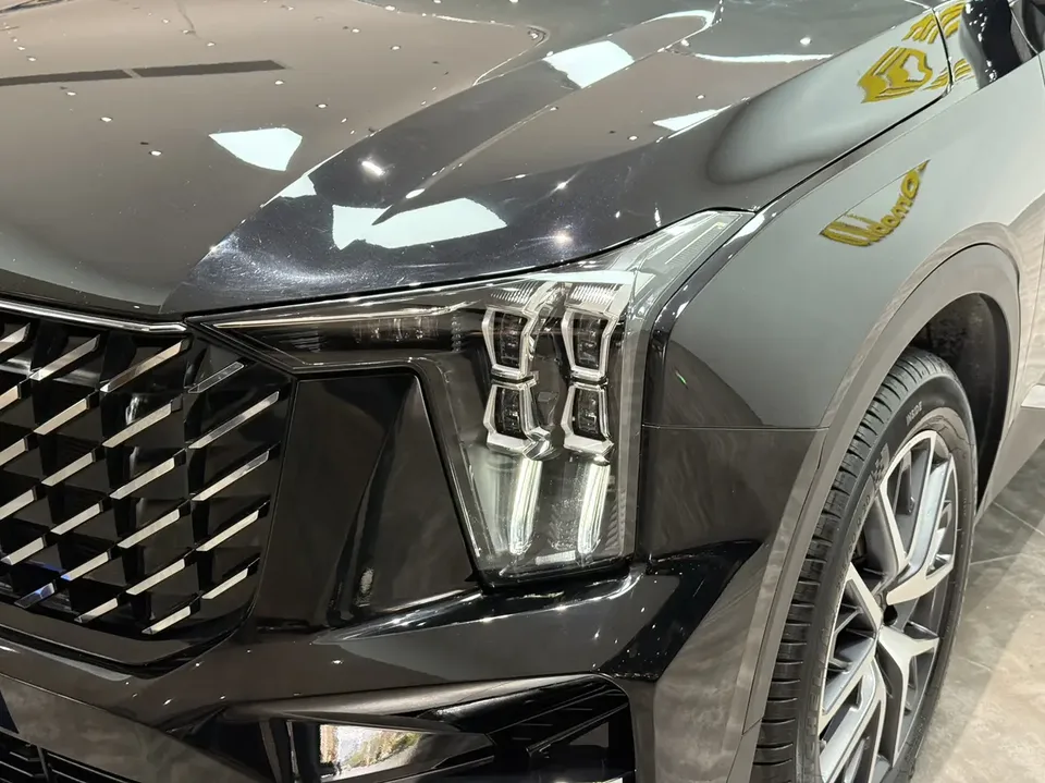 GAC Trumpchi GS8 Trumpchi GS8 2022 Pilot Series 2.0TGDI 4WD Luxury Smart Edition 7 Seaters 2023 — thumbnail 3