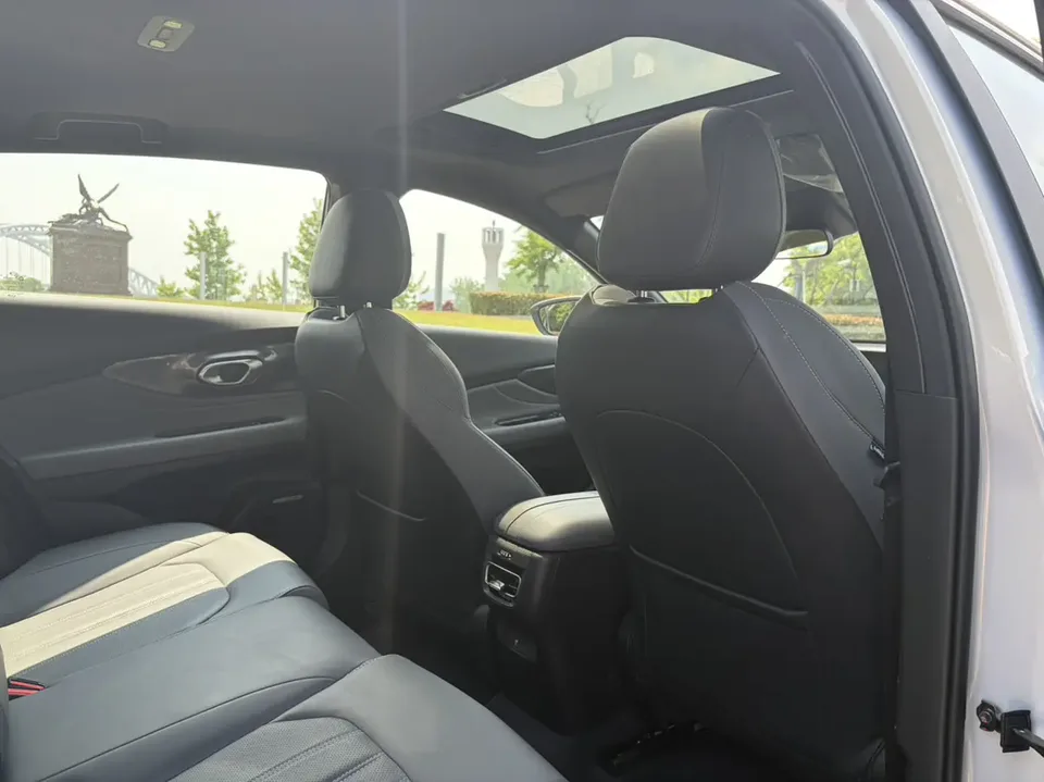 GAC Trumpchi Shadow Leopard 270T DCT R-Style 2025 — миниатюра 4