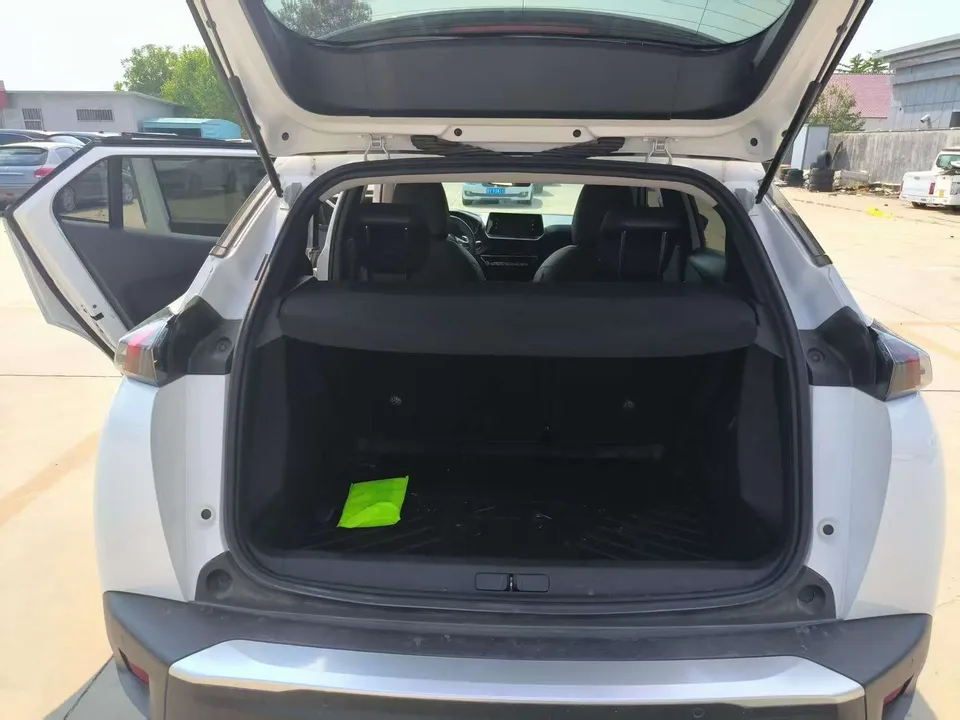 Peugeot 2008 Peugeot 2008 2022 230THP THE ONE 2025 — миниатюра 4