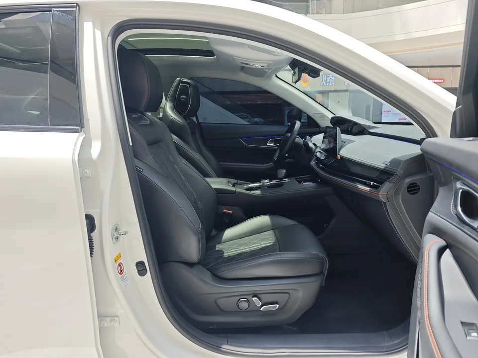 Changan UNI-K 2.0T Premium Edition 2022 — миниатюра 3