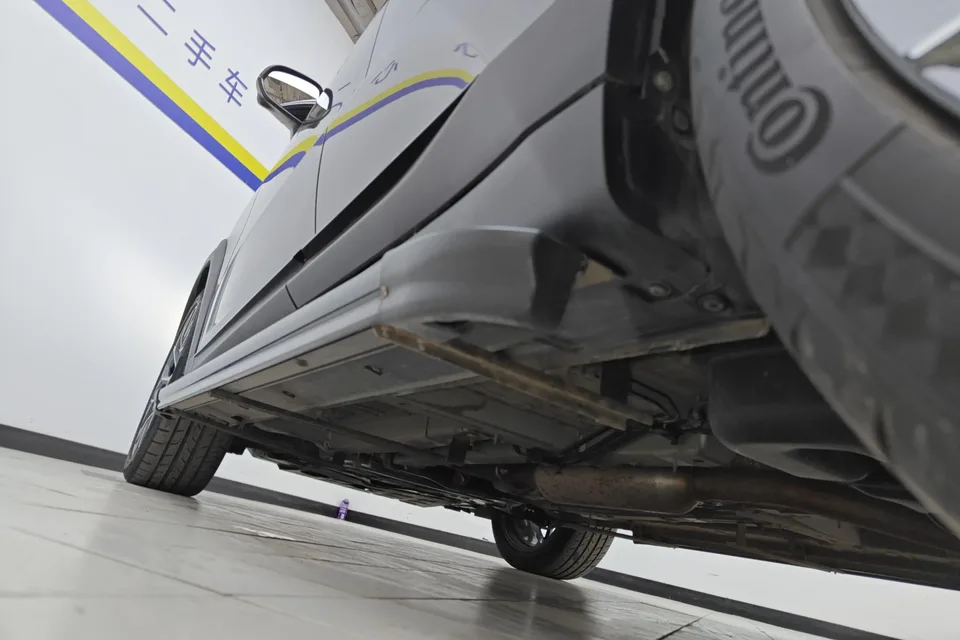 Changan UNI-T Changan UNI-T 2022 1.5T Premium Edition 2022 — миниатюра 4