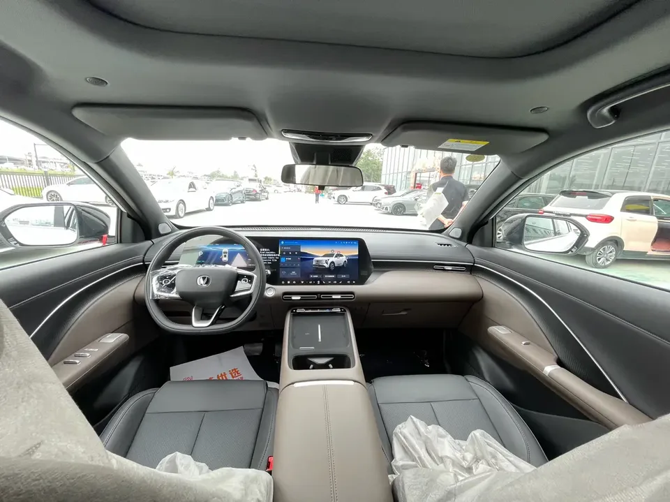 Changan CS55 PLUS PHEV Changan CS55 PLUS PHEV 2026 Smart New Blue Whale 125km Smart Edition 2026 — миниатюра 3