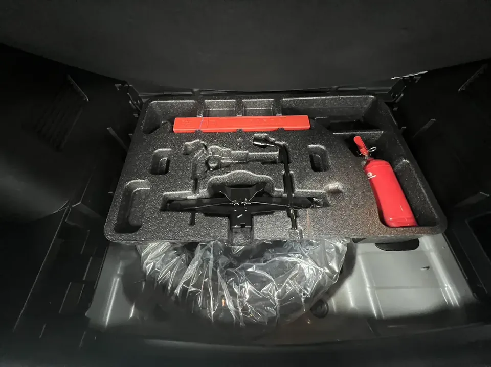 Changan CS35 Plus Blue Whale NE 1.4T DCT luxury model 2023 — миниатюра 3