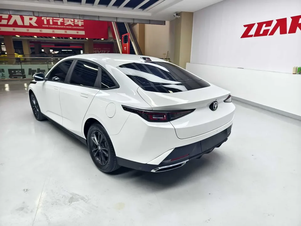 Changan Yida ETA 1.5T GDI Automatic Premium Edition 2024 — миниатюра 2