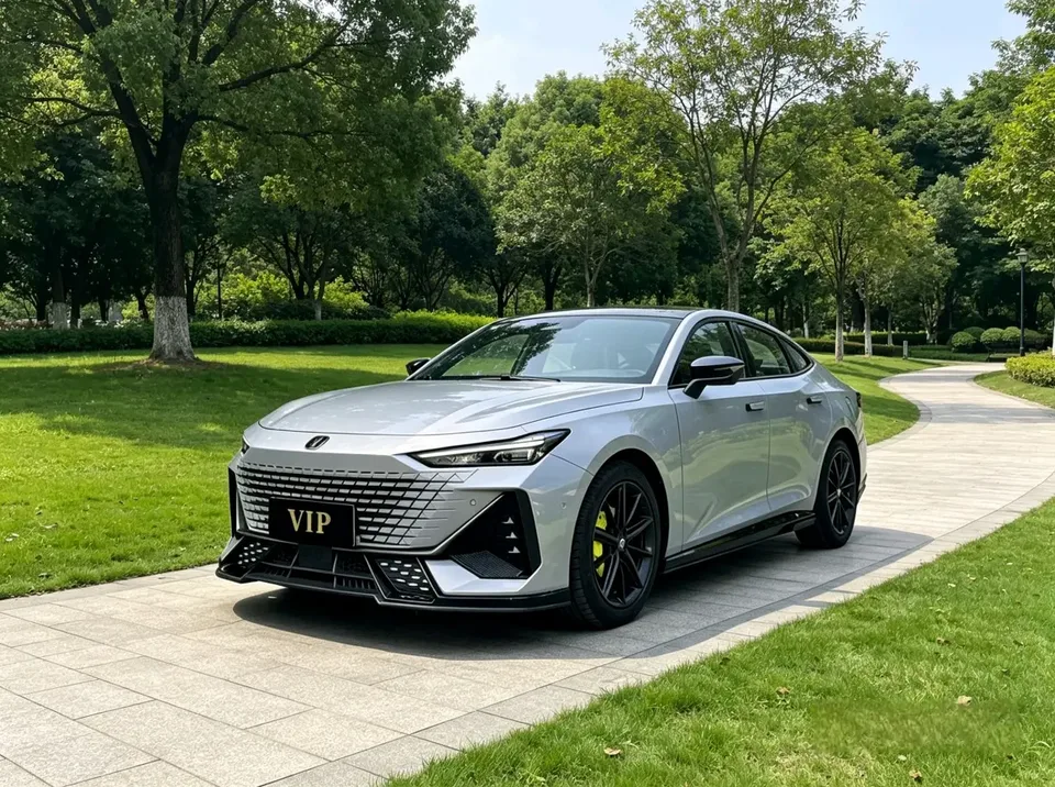 Changan UNI-V 2022