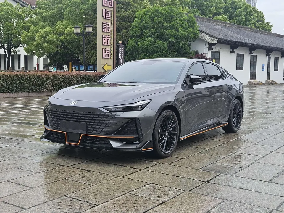 Changan UNI-V 2023