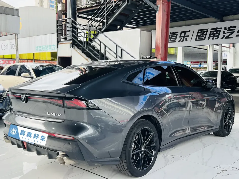 Changan UNI-V Changan UNI-V 2024 1.5T High Energy Edition 2024 — thumbnail 2