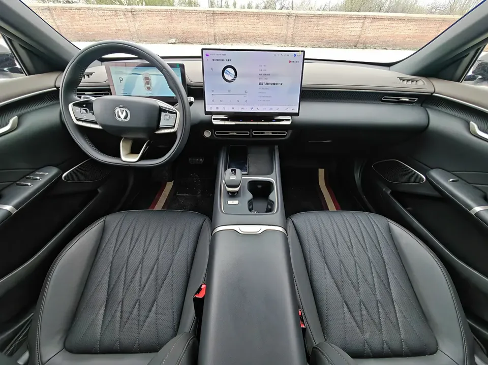 Changan Escape Escape 2026 Fourth-generation 1.5T DCT 500Bar Jinxiang model 2025 — thumbnail 2