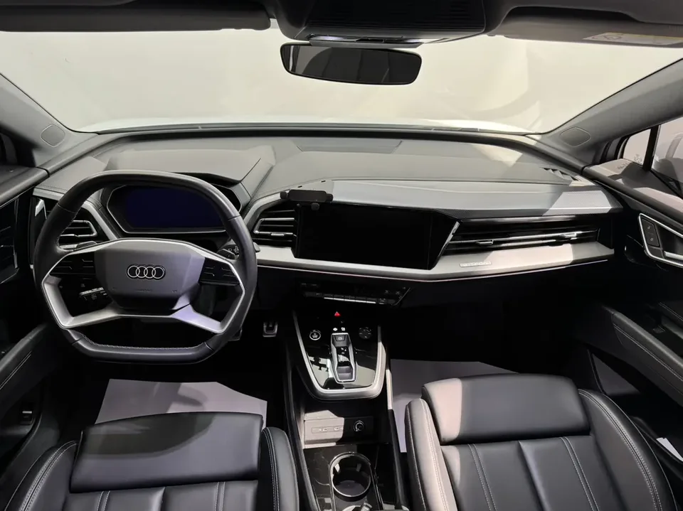 Audi Q4 e-tron Audi Q4 e-tron 2024 40 e-tron Creative Edition 2024 — миниатюра 5