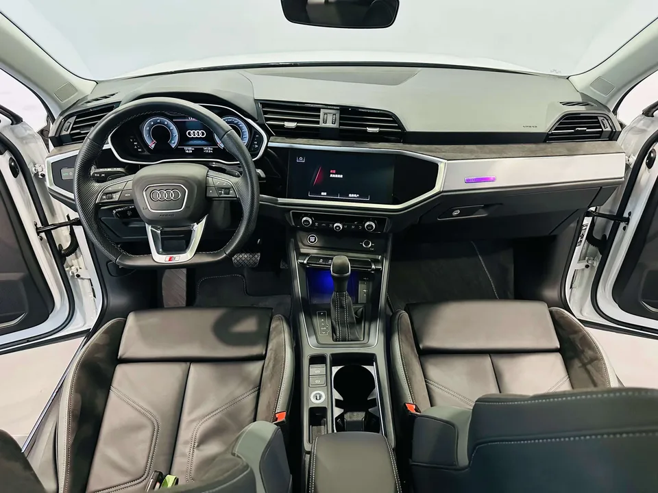 Audi Q3 SPORTBACK Audi Q3 Sportback 2023 40 TFSI Fashion Edition 2023 — миниатюра 3
