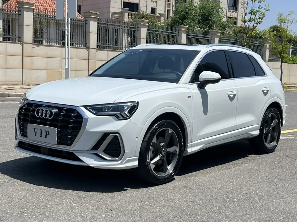Audi Q3 2022