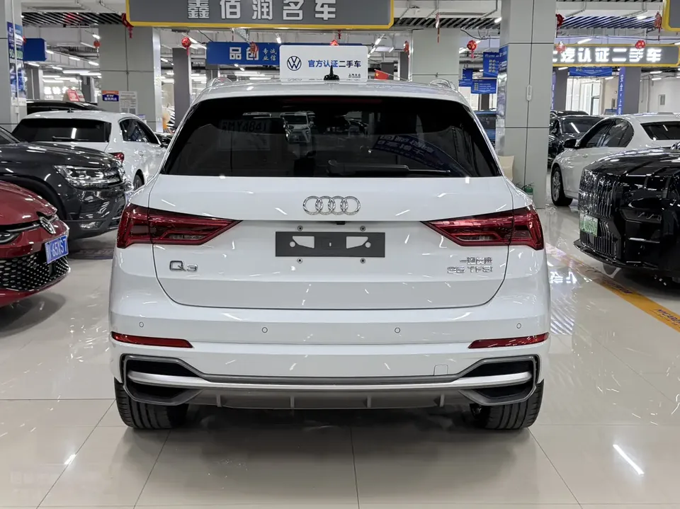 Audi Q3 Audi Q3 2022 35 TFSI Fashionable and Dynamic 2022 — миниатюра 5