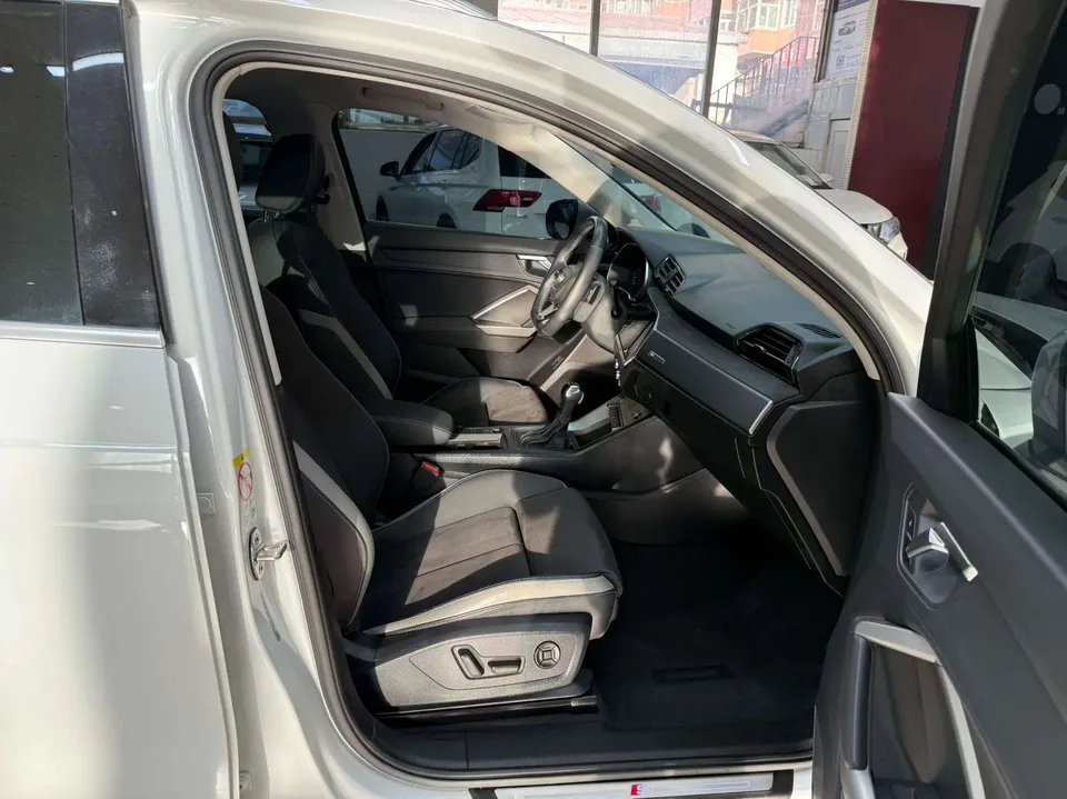 Audi Q3 Audi Q3 2022 35 TFSI Fashionable and Dynamic 2022 — миниатюра 5
