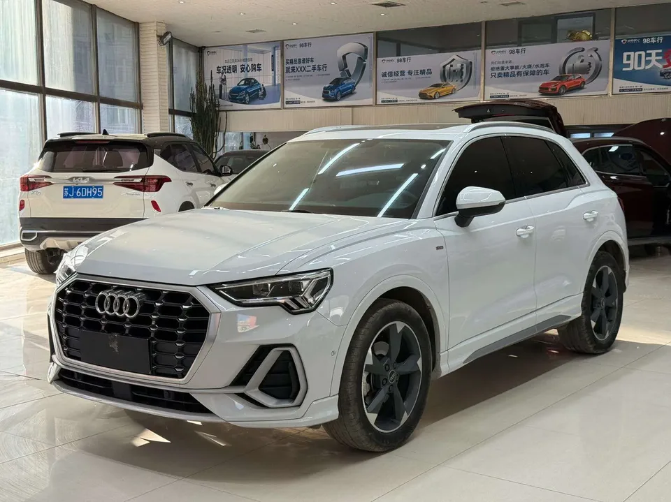 Audi Q3 2022
