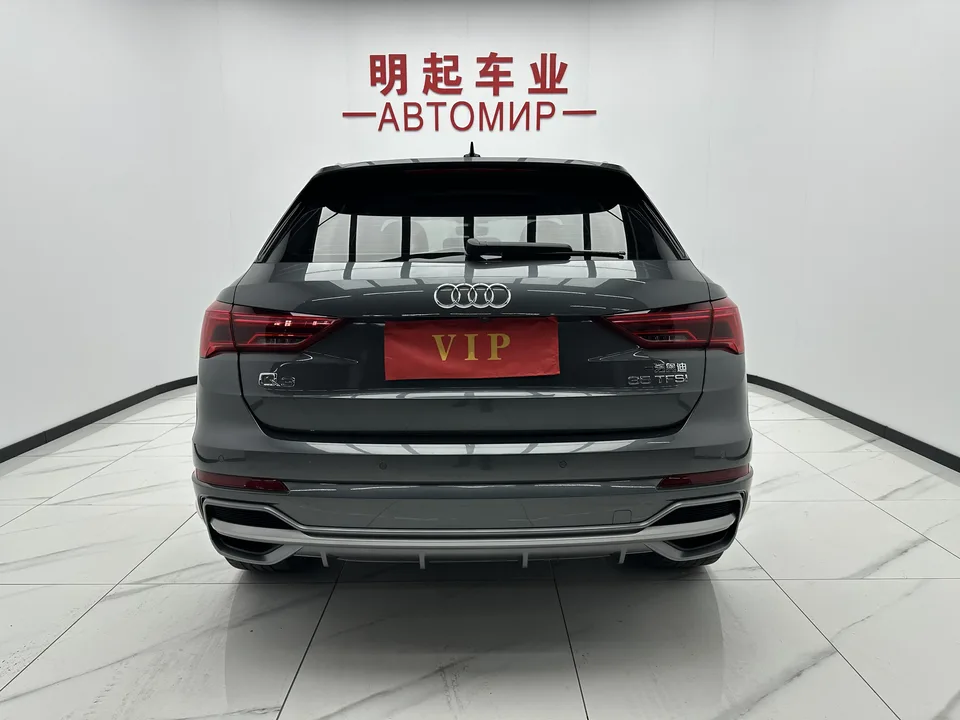 Audi Q3 Audi Q3 2022 35 TFSI Fashionable and Dynamic 2022 — миниатюра 2