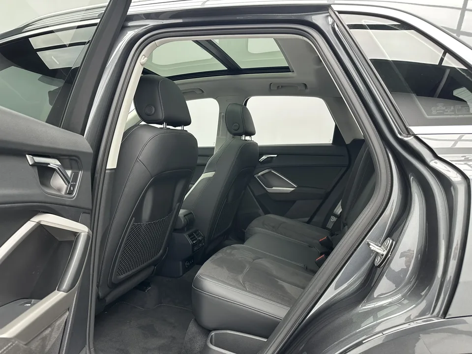 Audi Q3 Audi Q3 2022 35 TFSI Fashionable and Dynamic 2022 — миниатюра 5