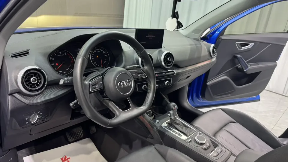 Audi Q2L Audi Q2L 2022 35 TFSI Fashion Dynamic Edition 2022 — миниатюра 4