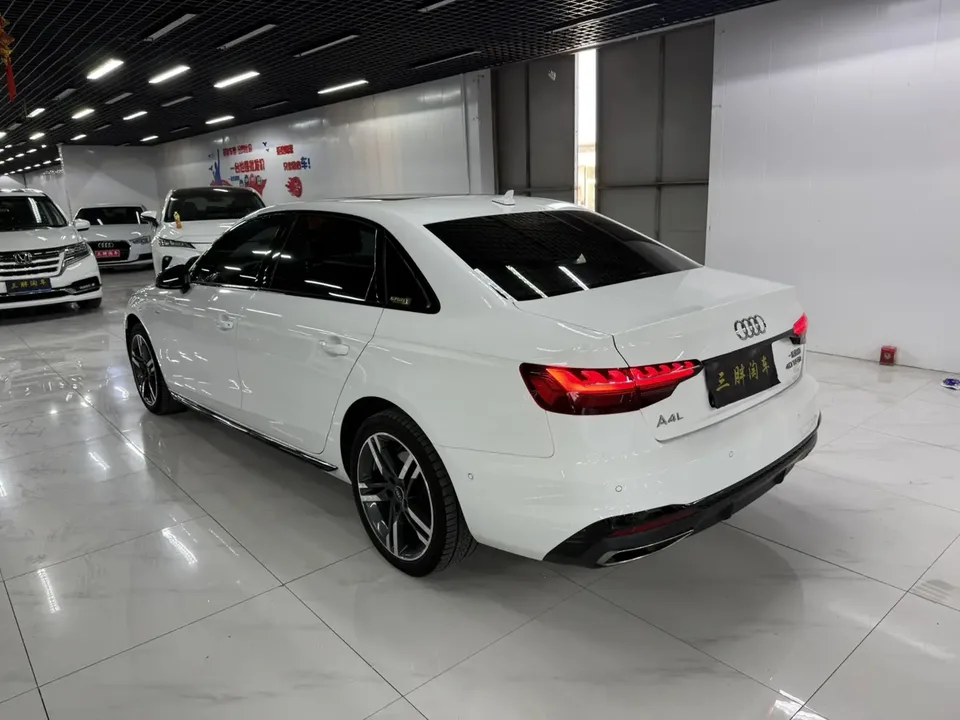 Audi a4 l Audi A4L 2022 40 TFSI luxury and dynamic model 2022 — миниатюра 4