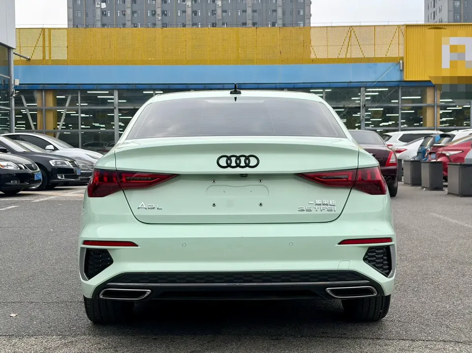 Audi A3 A3 2023 facelift A3L Limousine 35 TFSI stylish and sporty 2023 — thumbnail 2