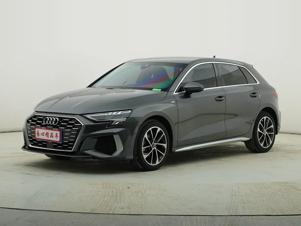 Audi A3 Sportback 35 TFSI Aggressive Sports Edition 2023 — фото 1, купить с доставкой в Москву