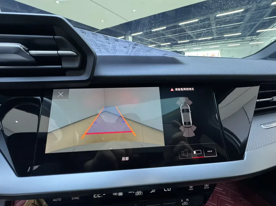 Audi A3 Sportback 35 TFSI stylish and sporty 2022 — миниатюра 3