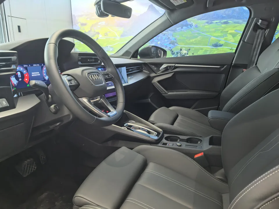 Audi A3 2026 Audi A3 A3L Limousine 35 TFSI Flying Spur Enjoyment Edition 2026 — миниатюра 3