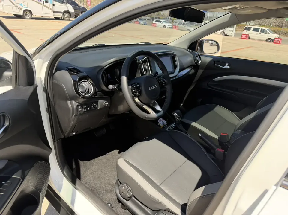 Kia KX1 Yipao facelift 1.4L CVT sunroof model 2022 — миниатюра 2