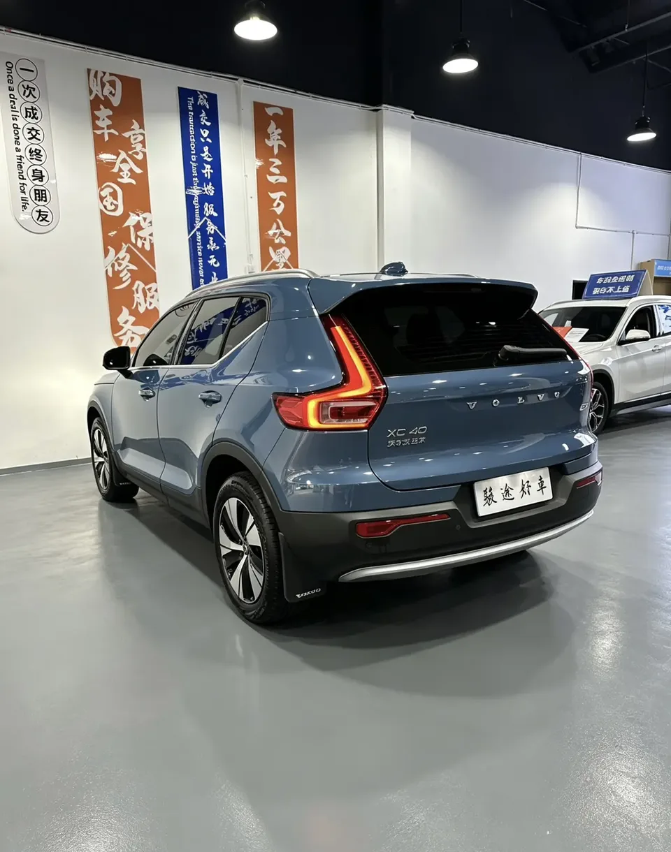 Volvo XC40 Volvo XC40 2023 B3 Zhiyuan Luxury Edition 2022 — миниатюра 2