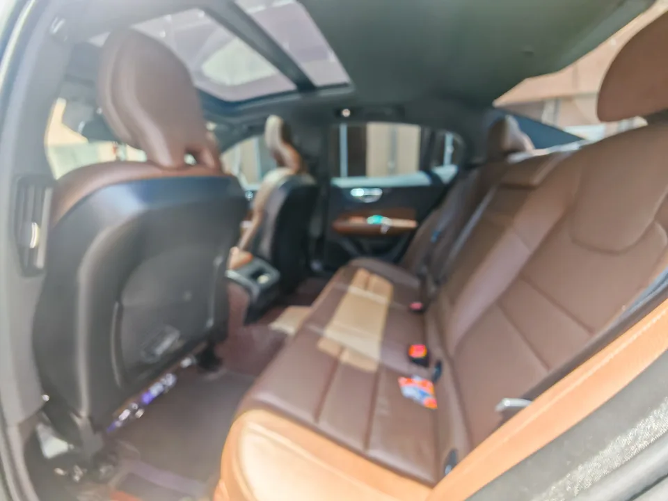 Volvo S60 Volvo S60 2023 B4 Zhiyi Luxury Edition 2022 — миниатюра 3