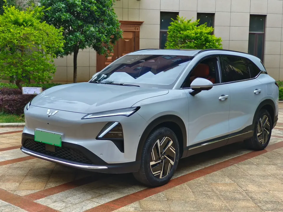 Wuling Starlight S EV 2025