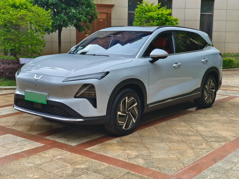 Wuling Starlight S EV 2025