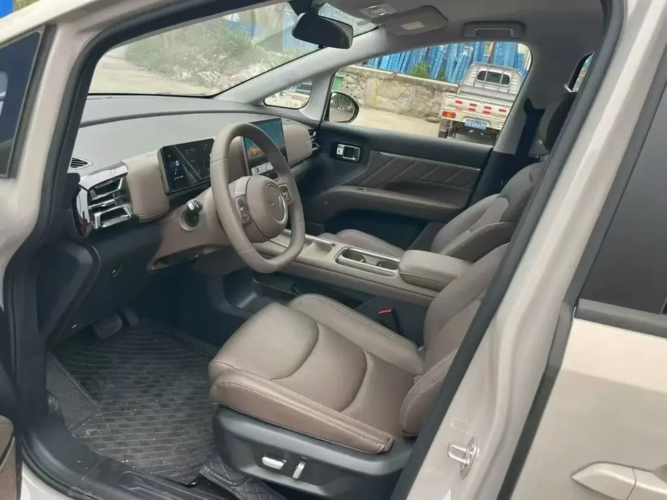 Wuling Starlight 730 PHEV basic model 2025 — миниатюра 3