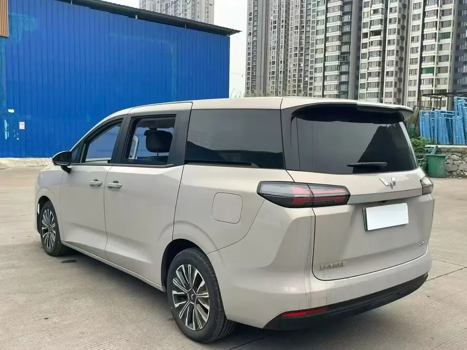 Wuling Starlight 730 PHEV basic model 2025 — миниатюра 4