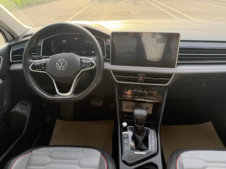 Volkswagen Tiguan L PHEV Tiguan L PHEV 2023 430PHEV Plug-in Hybrid Flagship Edition 2023 — миниатюра 5