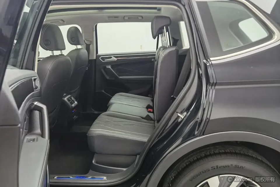 Volkswagen Tiguan L PHEV Tiguan L PHEV 2023 430PHEV Plug-in Hybrid Premium Edition 2024 — миниатюра 5