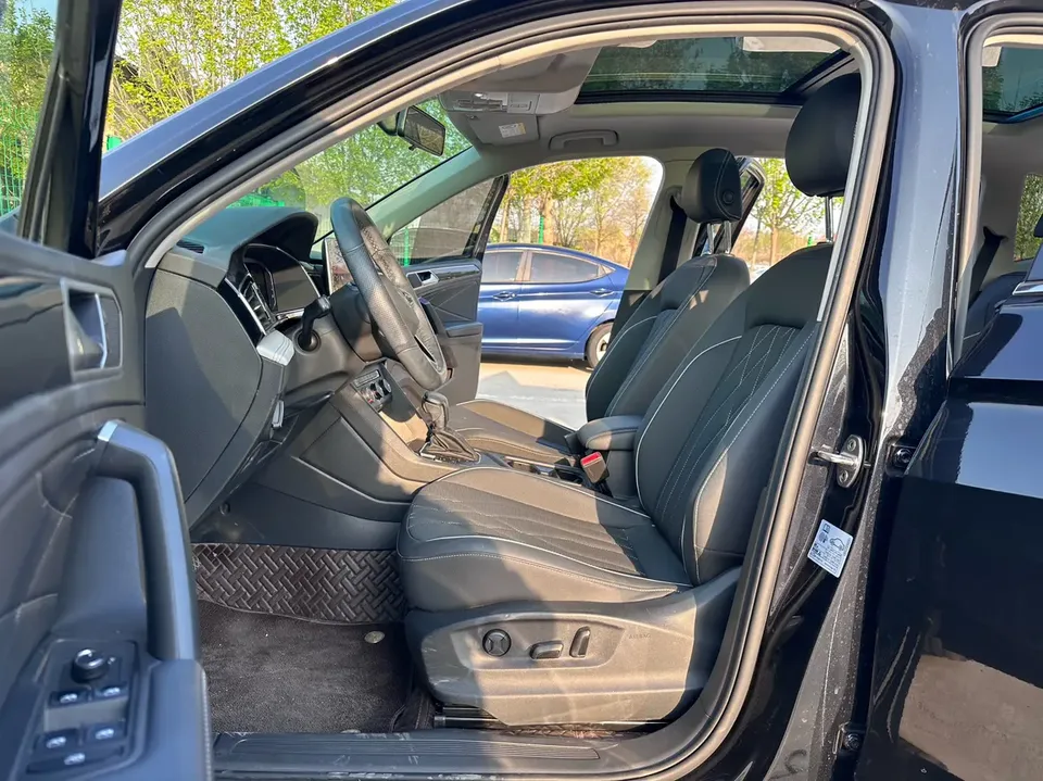 Volkswagen Tiguan L Tiguan L 2023 280TSI Chaochuang Limited Edition 2022 — миниатюра 5