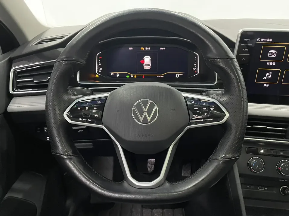 Volkswagen Tiguan L Tiguan L 2023 280TSI Limited Edition 2023 — thumbnail 4