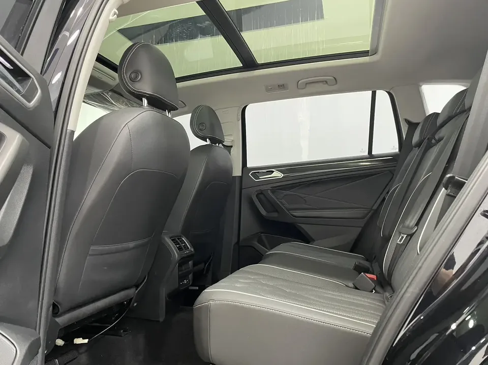 Volkswagen Tiguan L Tiguan L 2023 280TSI Limited Edition 2023 — thumbnail 5