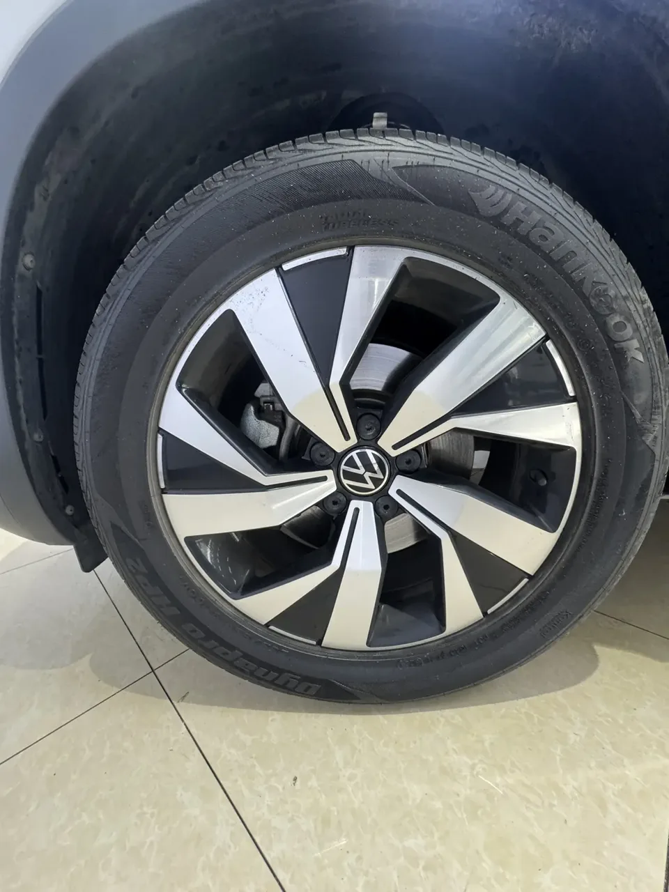 Volkswagen Tayron Tanyue 2022 280TSI 2WD Luxury Smart Edition 2022 — миниатюра 3