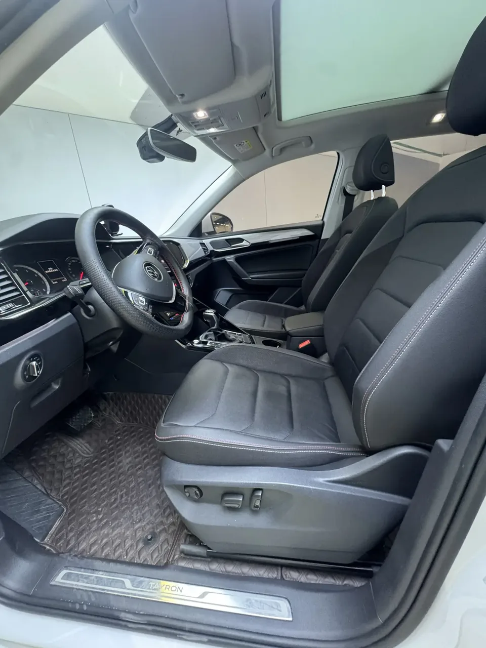 Volkswagen Tayron Tanyue 2022 280TSI 2WD Luxury Smart Edition 2022 — миниатюра 4