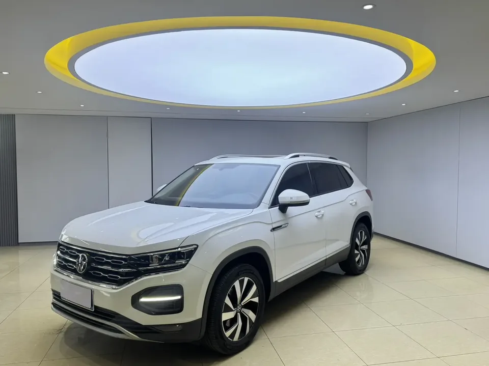 Volkswagen Tayron Tanyue 2022 280TSI 2WD Luxury Smart Edition 2022 — фото 1, купить с доставкой в Москву